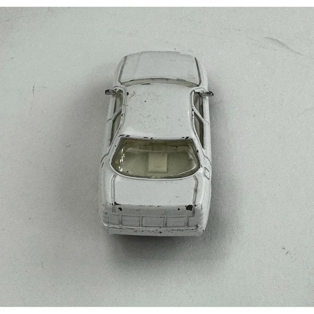 Zee‎ Toys Zyll D114 White Toyota Celsior Lexus LS400 Sedan Diecast Car Vtg 1/64